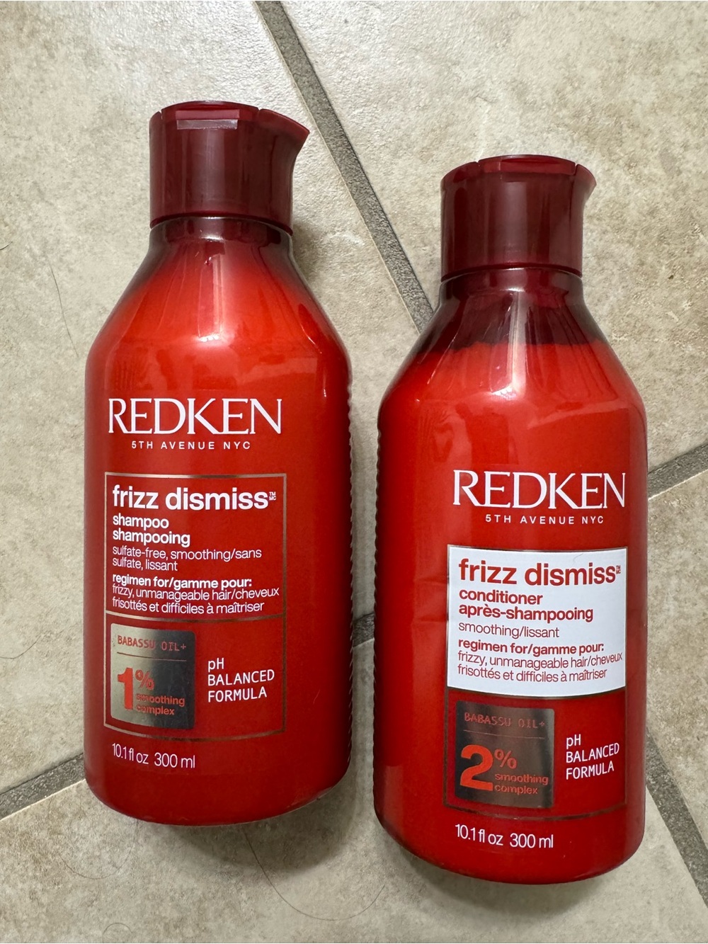 Redken Frizz Dismiss Shampoo & Conditioner Duo - Red